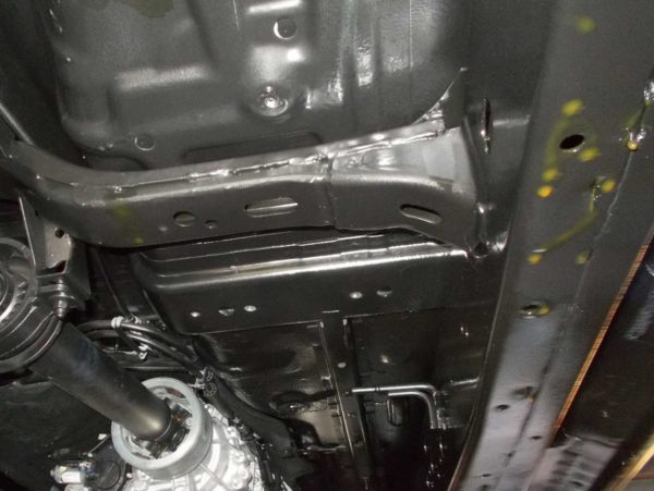 EM121 EPOXY RUST PROOFING PAINT  - ALUMINIUM METALLIC - Image 7